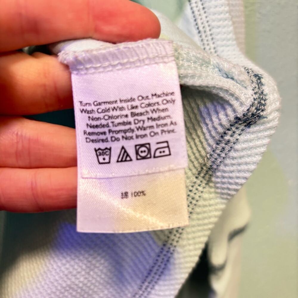 Eddie Bauer Women’s Light Blue Fitted Long Sleeve Hooded Shirt Size M - Picture 4 of 8